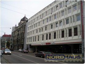 Pārdod komercplatību -  multifunkcionālu ēku : Rīga, Centrs